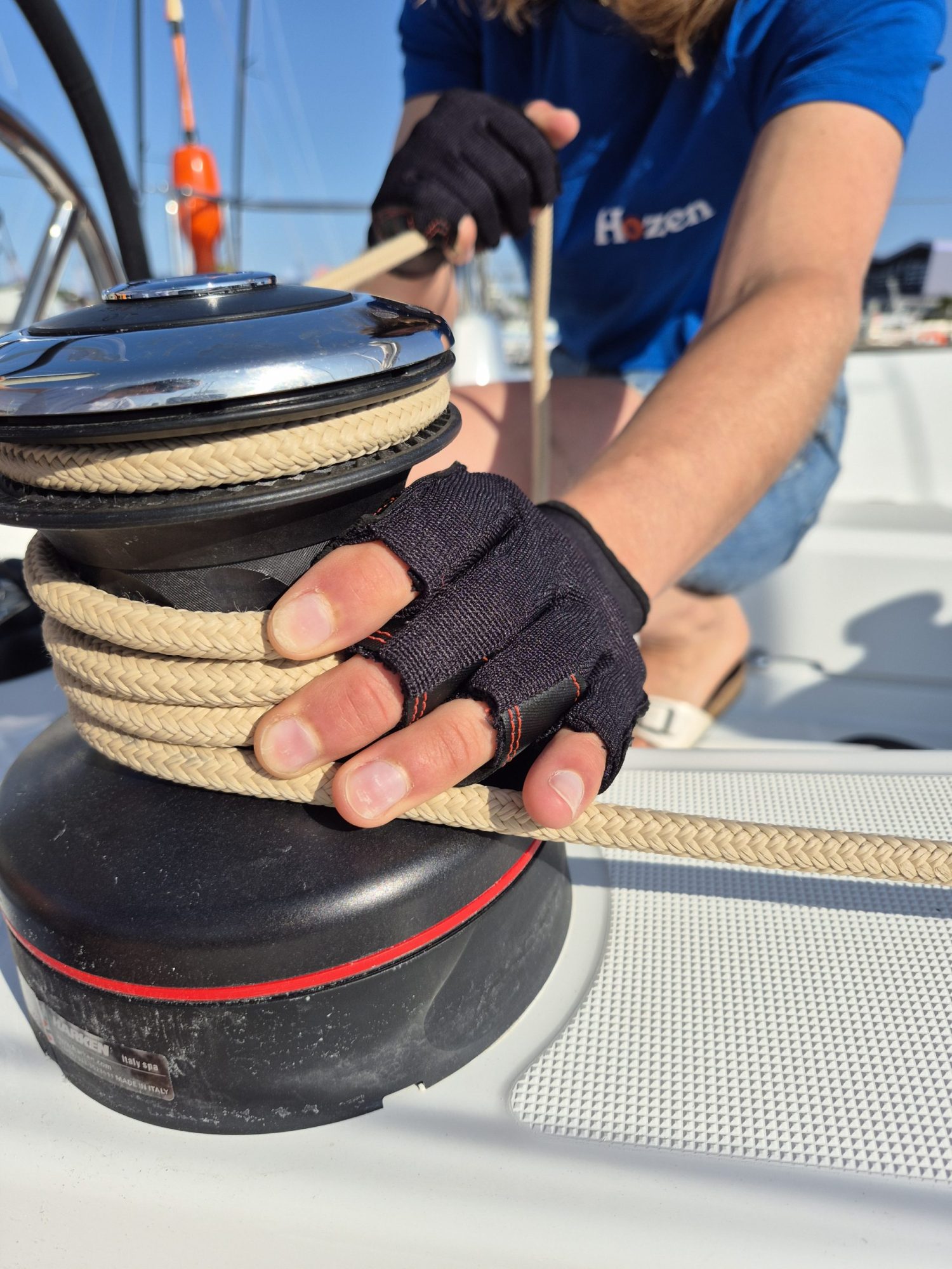 Brest<>Roscoff – Stage en voile habitable Tous niveaux 6 20260721 0953361 scaled e1792488015491