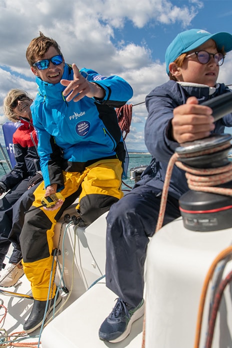 464x696 Galerie image manoeuvres voilier 01