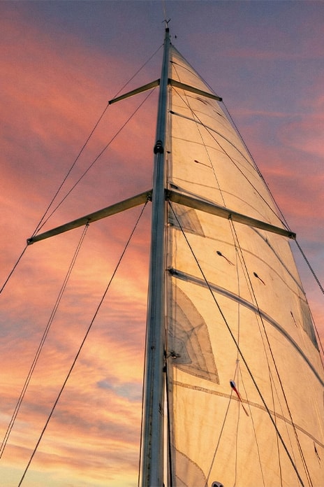 464x696 Galerie image nav nuit 05