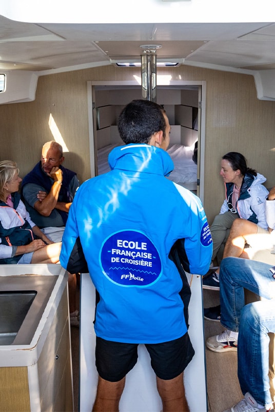 536x804 Presentation nav electronique niv 4