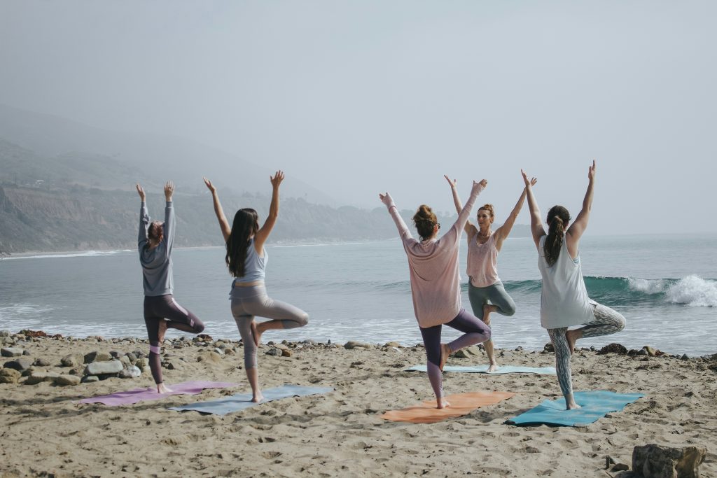 Voile&Yoga – Stage en voile habitable Tous niveaux 1 kaylee garrett GaprWyIw66o unsplash